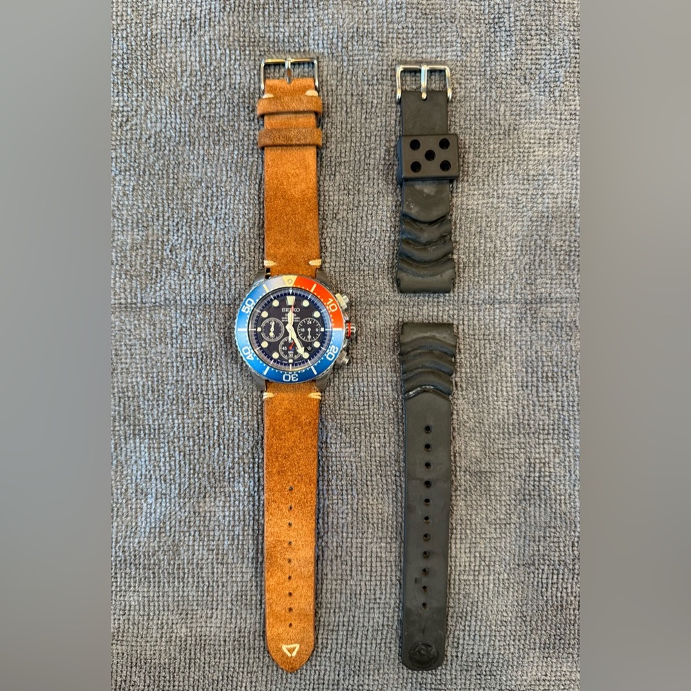 Broken- Seiko Solar Air Diver Pepsi bezel Blue face chronograph watch